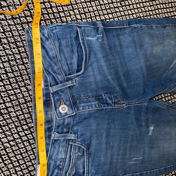 Zara Trafaluc Distressed Jeans - The Lady Skinny Crop - Ripped Knees - Size: 4 - Picture 6 of 12